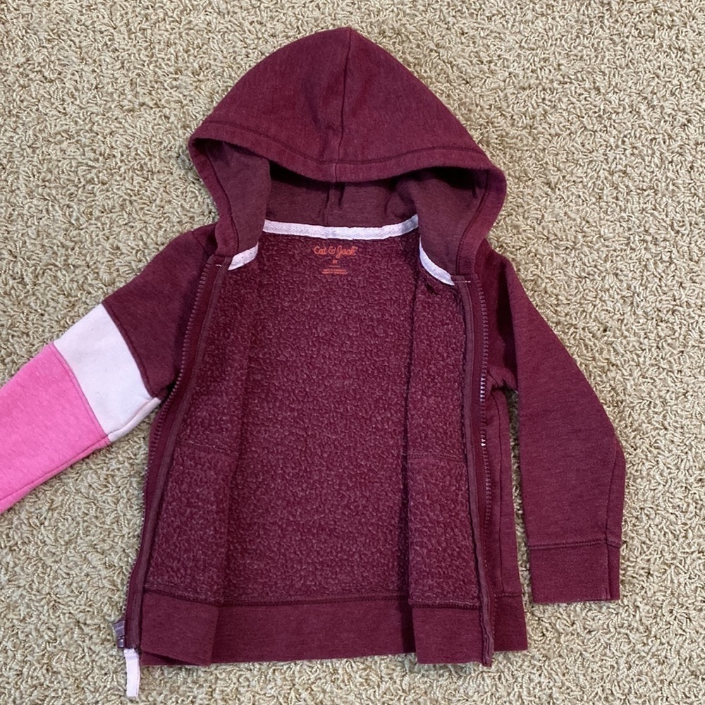 Cat & Jack | Sweatshirt & Pants Bundle - Picture 5 of 12